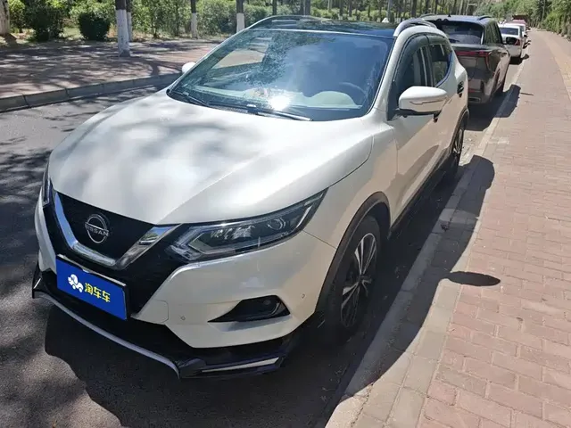Nissan Qashqai 2023 Model Classic 2.0L CVT XV+ Premium