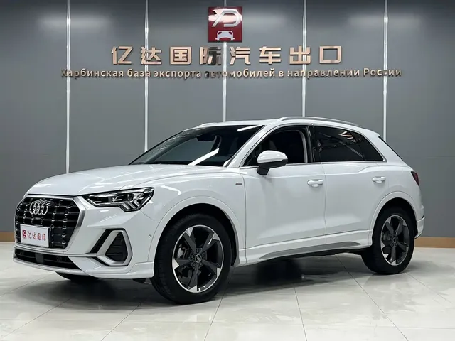 Audi Q3 2023 35 TFSI Fashion Dynamic (1.4T)