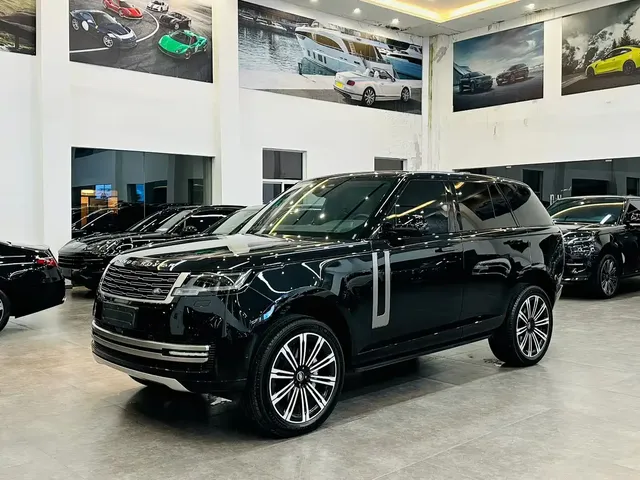 Land Rover Range Rover 2023 3.0 L6 360PS Golden Age Edition