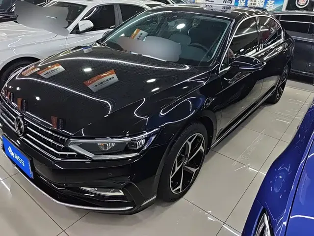 Volkswagen Magotan 2024 2 Million Units Public Sharing Edition 330TSI DSG Luxury
