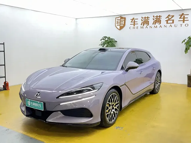 Denza Z9GT 2026 Model Flash Charge Honor Edition
