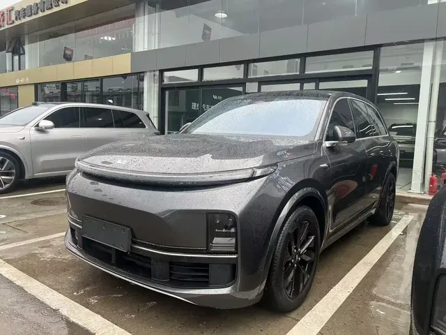 Li Auto Li L8 2023 Pro