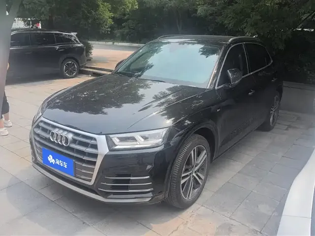 Audi Q5L 2020 Facelift 40 TFSI Honor Fashion