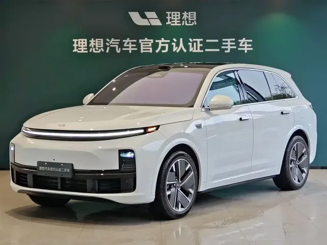 Li Auto L7 2025 Max Smart Renewal Edition