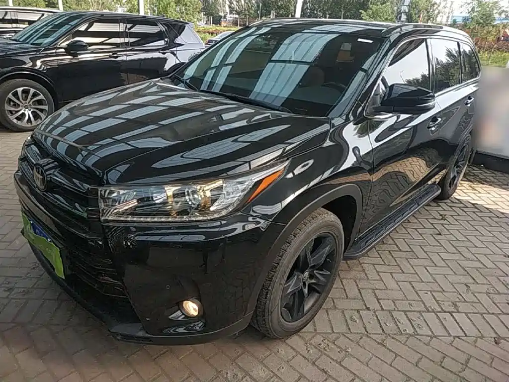 Toyota Highlander 2018 Model 2.0T 4WD Knight Edition 7-Seater China VI