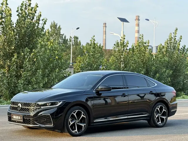 Volkswagen Passat 2024 330TSI Starlight Elite Edition