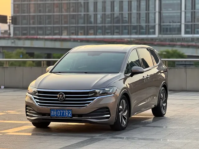 Volkswagen Viloran 2022 330TSI Luxury Edition