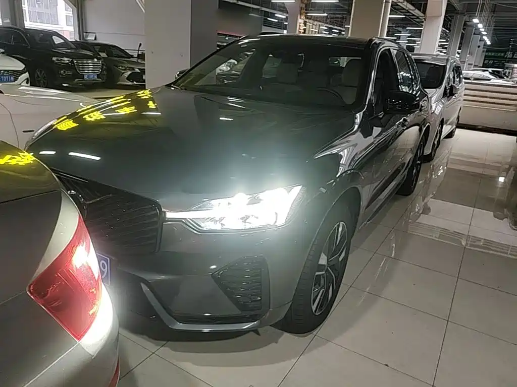 Volvo XC60 2025 B5 AWD Smart Elite Luxury Edition