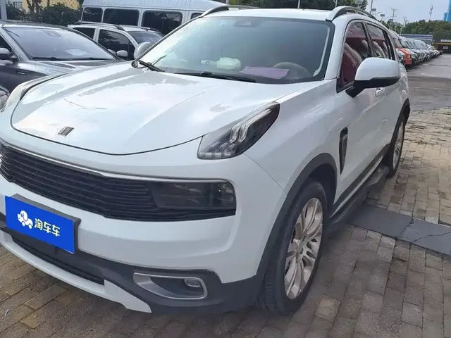 Lynk & Co 01 2017 2.0T 2WD Pro Version