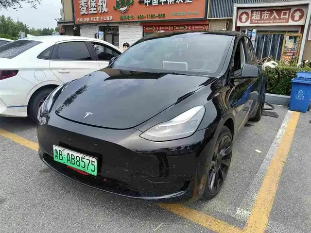 Tesla Model Y 2022 Facelift Rear-Wheel Drive Version
