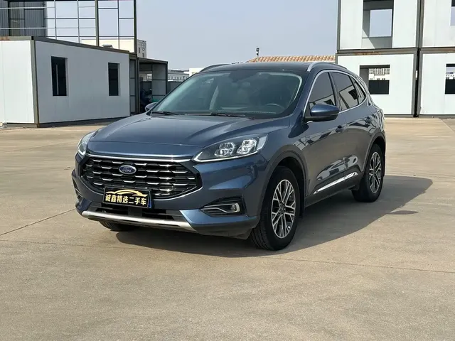 Ford Escape 2020 EcoBoost 245 2WD Premium Edition