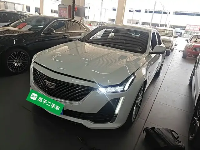 Cadillac CT5 2023 28T Luxury Style (Standard Edition)