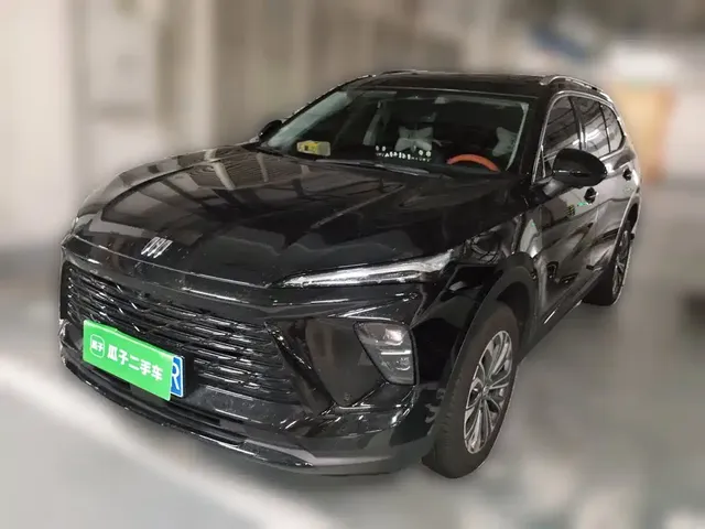 Buick Envision Plus 2025 Enclave Plus 28T 2WD Platinum Edition