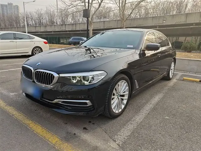 BMW 5 Series 2020 525Li Luxury Package