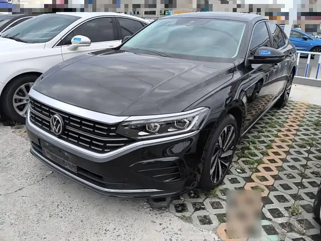Volkswagen Passat 2025 Outstanding 380TSI Dragon Glory Edition