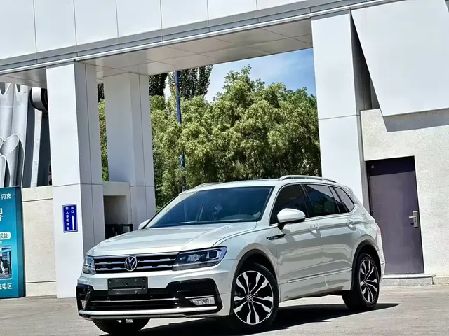 Volkswagen Tiguan L 2021 330TSI Automatic 2WD R-Line Premium