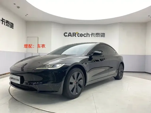Tesla Model 3 2025 Model Year Facelift Rear-Wheel Drive