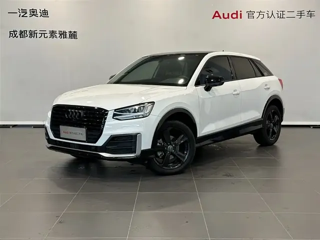 Audi Q2L 2020 35 TFSI Fashion Dynamic Model