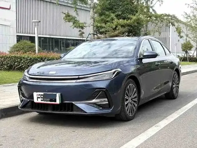 Geely Galaxy A7 2025 EM-i