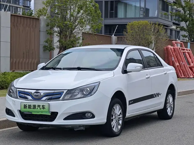 BYD e5 2018 450 Connected Enjoyment