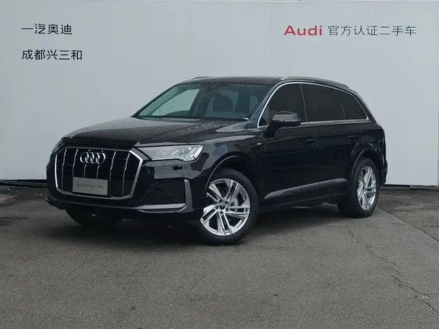Audi Q7 2023 45 TFSI quattro S line Sport