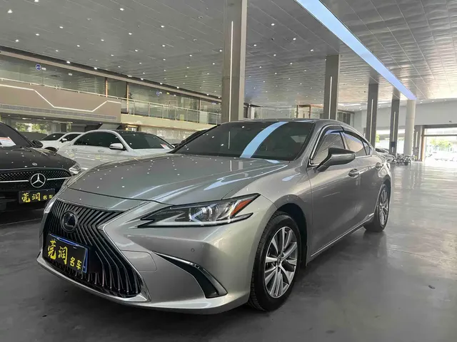 Lexus ES 2020 Model 300h Excellence Edition