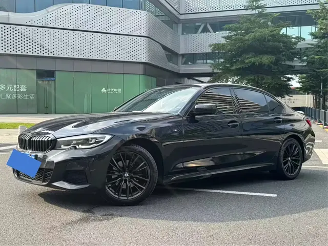 BMW 3 Series 2022 325Li M Sport Shadow Edition