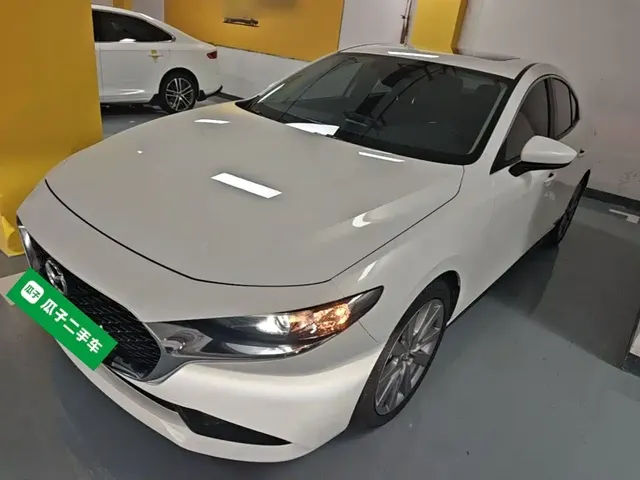 Mazda 3 Axela 2021 2.0L Automatic Quality Shine