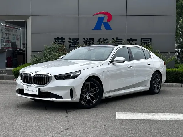 BMW i5 2024 eDrive 35L Premium Luxury Package