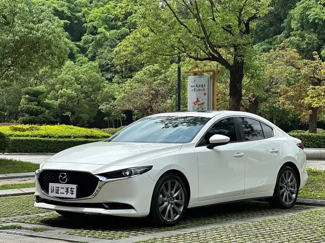 Mazda 3 Axela 2021 2.0L Automatic Premium Edition