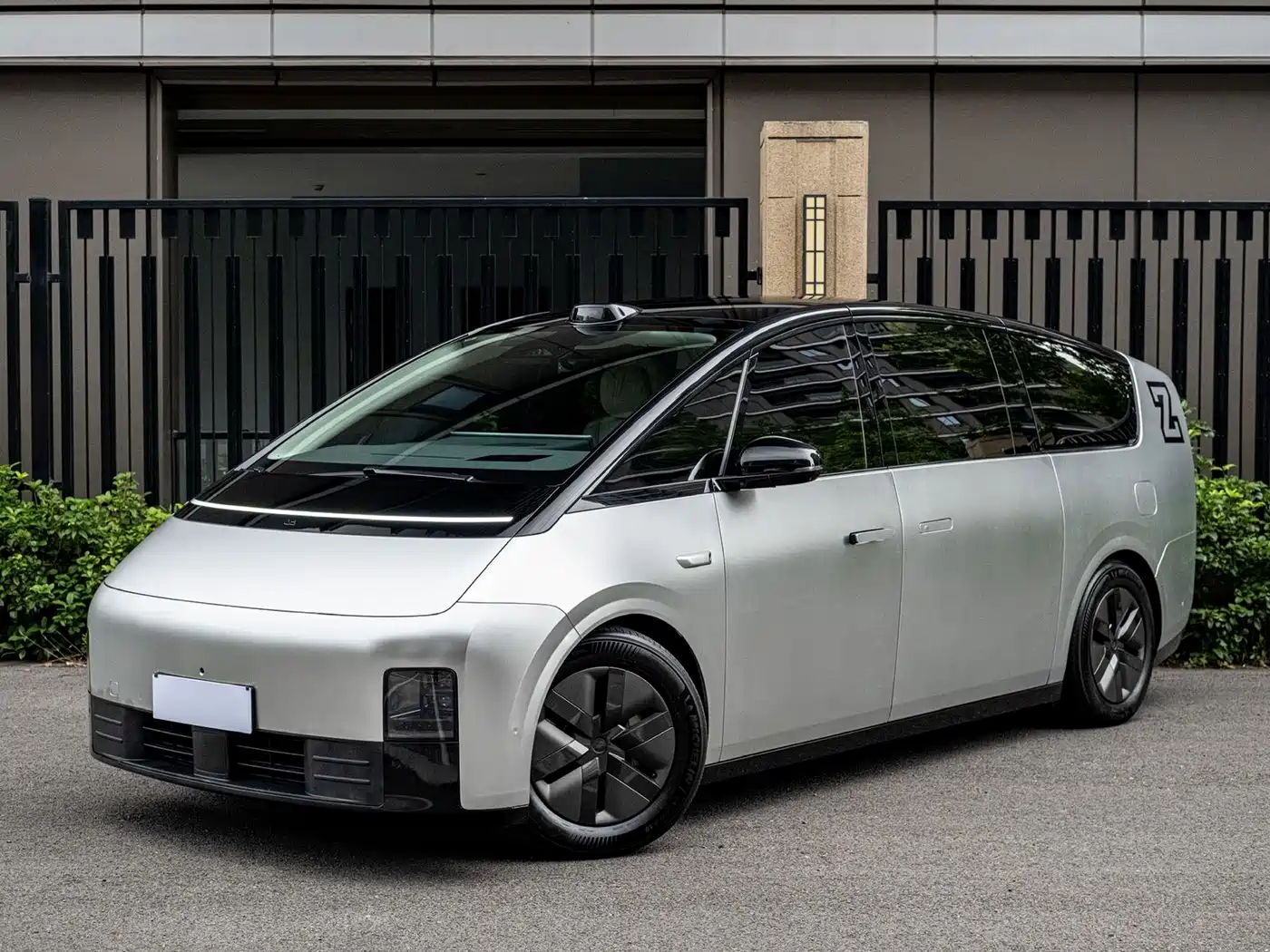 Li Auto MEGA 2024 Ultra