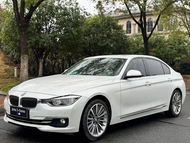 BMW 3 Series 2018 320Li Leading Luxury Package
