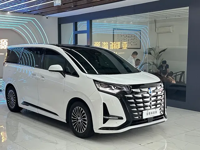Denza D9 2022 DM-i 970 All-Wheel Drive Honor Edition