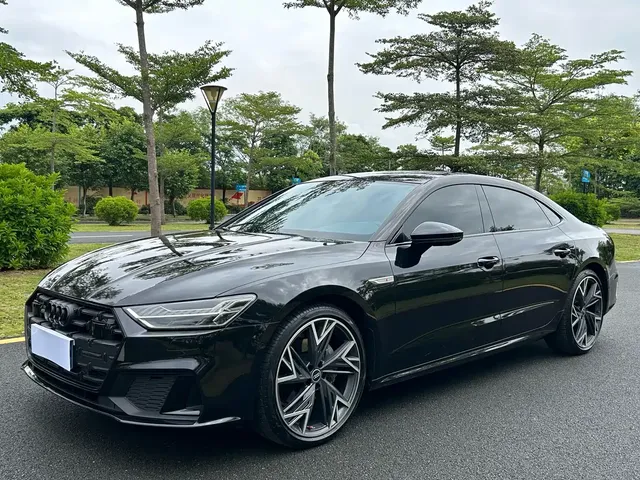 Audi A7L 2023 45 TFSI quattro S-line Black Warrior Edition