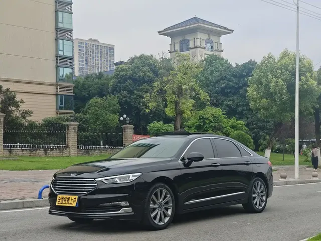 Ford Taurus 2019 EcoBoost 245 Premium Edition