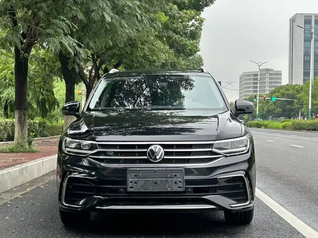 Volkswagen Tiguan L 2024 Outstanding 330TSI Auto 2WD R-Line Dragon Glory Edition