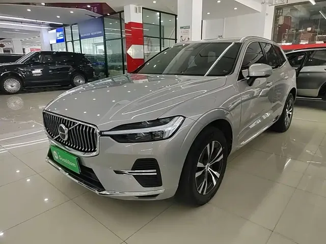 Volvo XC60 2022 B5 AWD R-Design