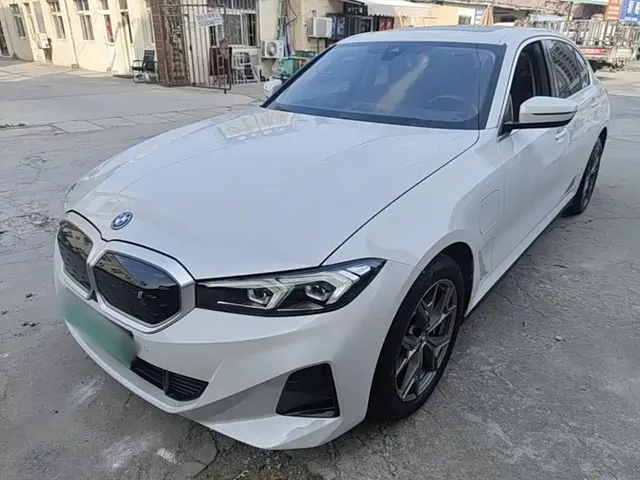 BMW i3 2024 eDrive 35 L