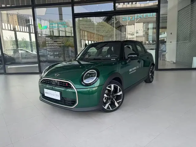MINI MINI 2025 Model 2.0T COOPER S Artist 5-Door