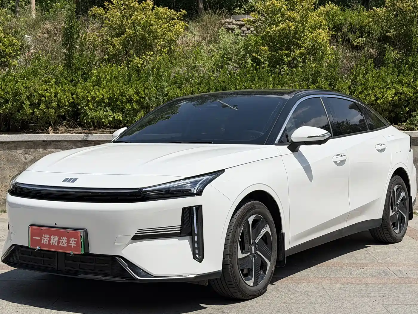 Geely Galaxy L6 2025 EM-i 140km Explorer+ Edition