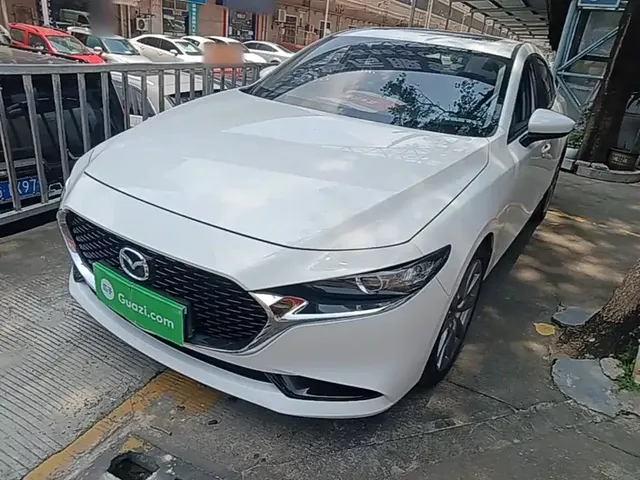 Mazda 3 Axela 2020 2.0L Automatic Zhi Ya Edition