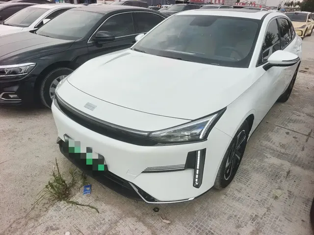 Geely Galaxy L6 2024 60km PLUS Soaring Dragon Edition