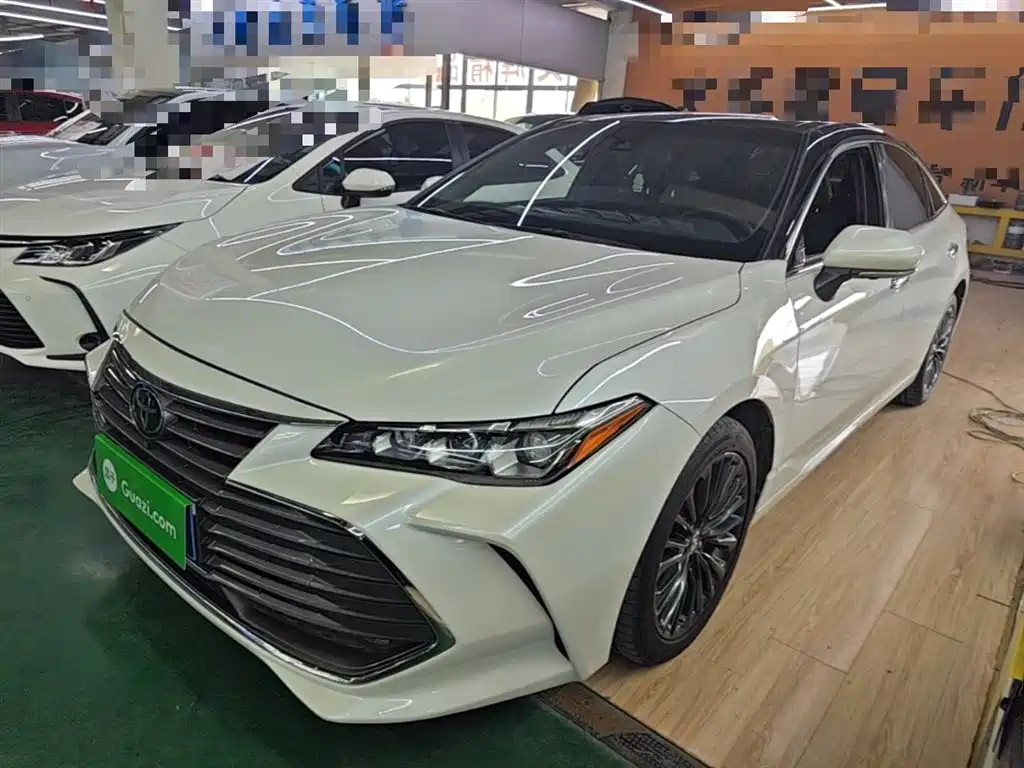 Toyota Avalon 2019 2.0L XLE Premium Edition (China VI)