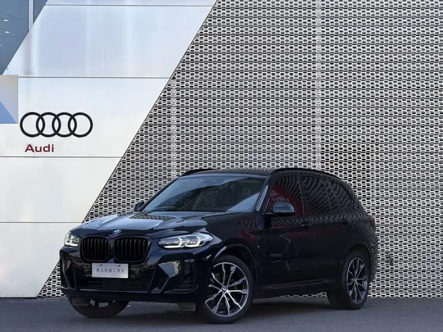 BMW X3 2023 xDrive30i Leading M Night Package