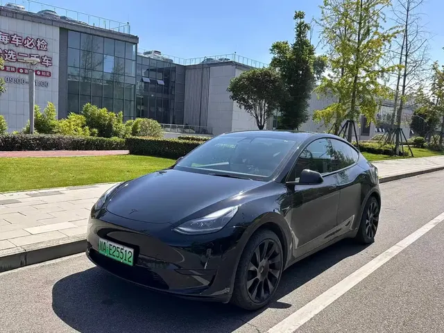 Tesla Model Y 2022 Facelift Rear-Wheel Drive Version