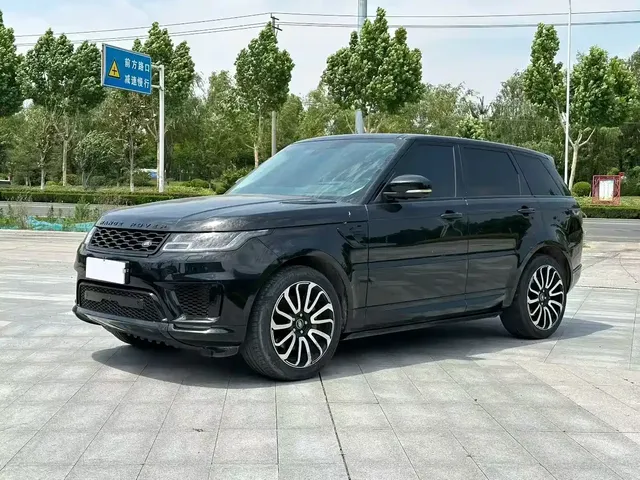 Land Rover Range Rover Sport 2022 3.0 L6 Gloss Black Edition
