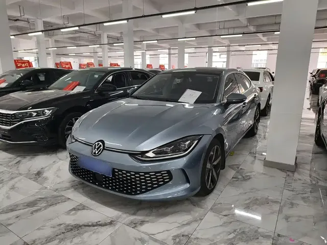 Volkswagen Lamando 2022 Lamando L 280TSI DSG Sporty Edition