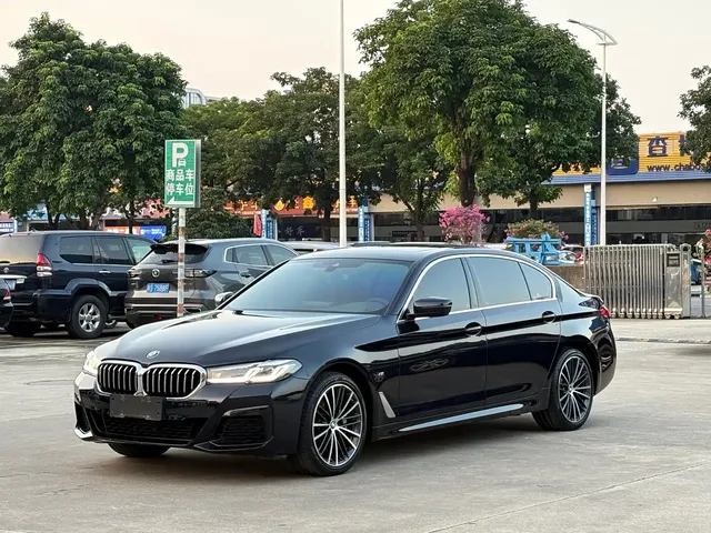 BMW 5 Series 2022 530Li xDrive M Sport Package