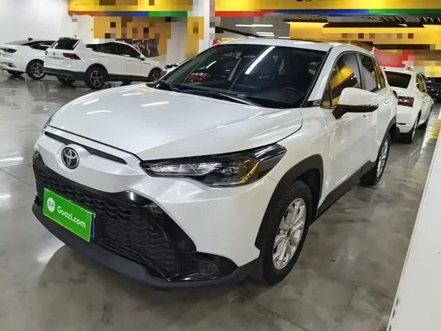Toyota Frontlander 2023 2.0L CVT Leading Edition