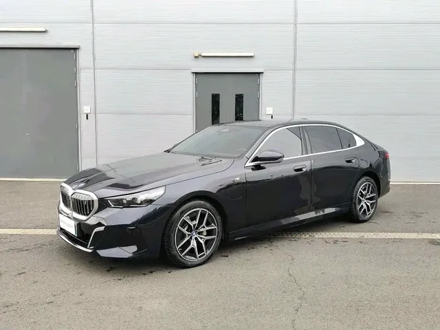 BMW i5 2025 eDrive 35L M Sport Package